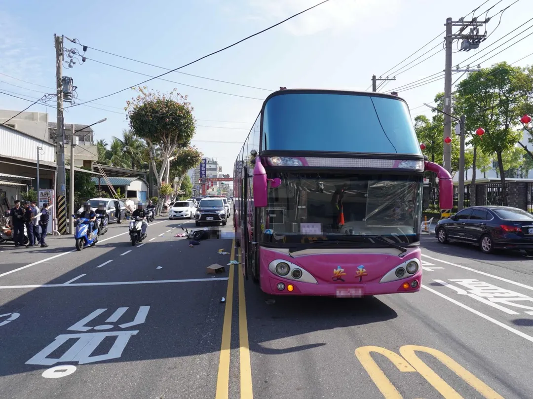 車禍現場。(圖/中天新聞)