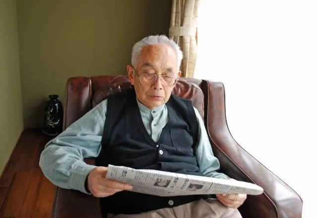 75歲翁單腳抖動、無力就醫　醫：非典型腦中風症狀