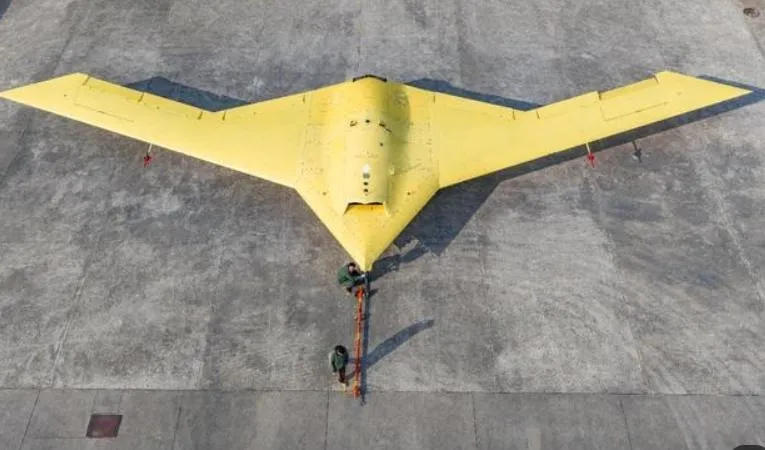 「空中幽靈」來了!陸匿蹤無人機「彩虹-7」試飛 助偵查情蒐