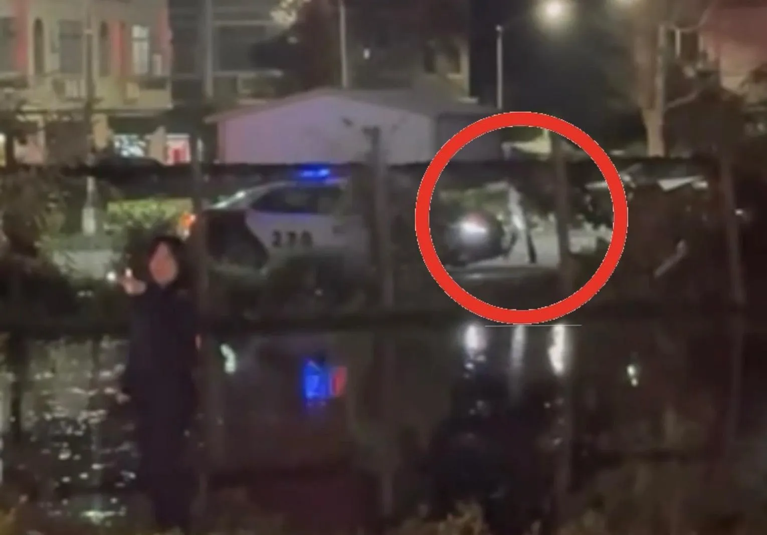 影/台東醉漢「開走警車狂飆30公里」！逆撞釀3傷　現場開槍了