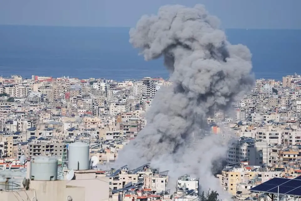 以軍攻進黎巴嫩南部城鎮!呼籲利塔尼河以南居民往北撤離