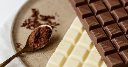 白巧克力根本不是巧克力！好濃好好吃？你吃的都是糖和脂肪