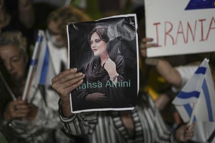 伊朗將「檢討頭巾法」　艾米尼之死引發抗爭兩個月終見曙光