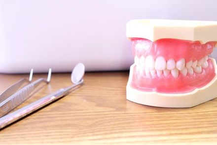 別讓牙周病損害你形象！牙醫：「這5點」測試自己牙齒健不健康