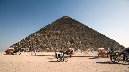 影/時隔「186年」考古重大發現！埃及吉薩金字塔9公尺密道曝光