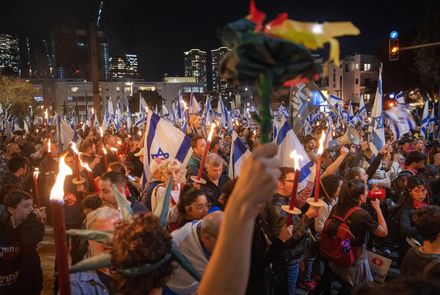 擔憂尼坦雅胡改革計畫影響司法獨立性　以色列民眾連續10週走上街頭示威