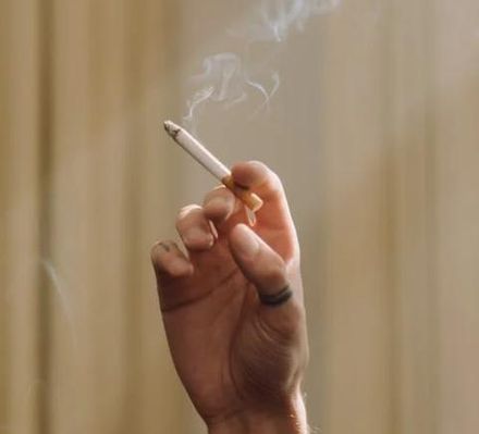 菸害防制新法上路！「合法吸菸年齡提高、禁止電子煙」　7大重點一次看