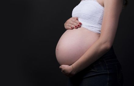 美國佛州議會通過「六週以上不得墮胎」禁令　白宮批「與民意相悖」