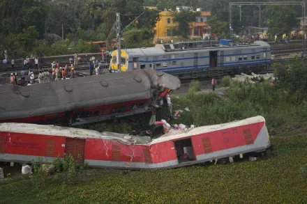 印度火車對撞奪288命！元兇找到　電子號誌聯鎖系統疑「被人動過」