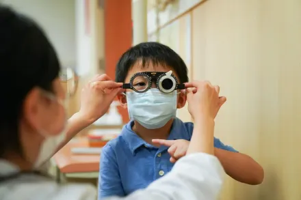 家長注意！暑假兒童用眼過度易近視　眼科醫推「五大護眼」撇步