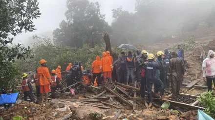 影/印度西部村莊遇恐怖土石流「慘遭滅村」　累積16死、逾百人遭活埋