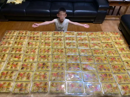 6萬通電話訂到的「不二坊」開箱！1500顆蛋黃酥鋪成地磚、簡直炫富