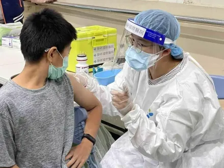 北市明年起加碼「國中男生打HPV疫苗」　1萬名學生可受惠