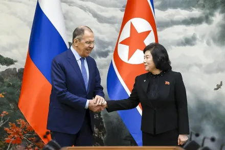 俄朝外長平壤會晤　拉夫羅夫：感謝北韓對俄羅斯的大力支持