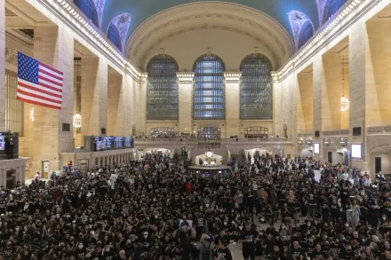 數百名支持巴勒斯坦抗議者佔領大廳靜坐　紐約中央車站被迫暫時關閉