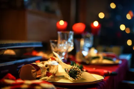 聖誕大餐爽嗑鵝肝、扇貝竟上吐下瀉！法國公司700名員工集體食物中毒