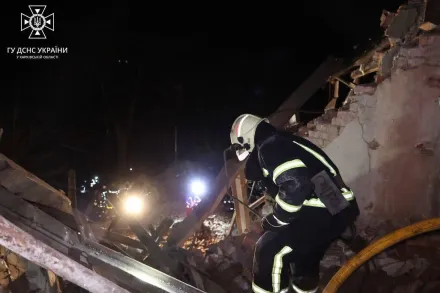 烏克蘭哈爾科夫遭俄國飛彈襲擊　住宅區建築物被炸釀17傷