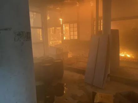 快訊/台南新化民宅燒得慘烈！紅光烈焰　傳統木樑付之一炬