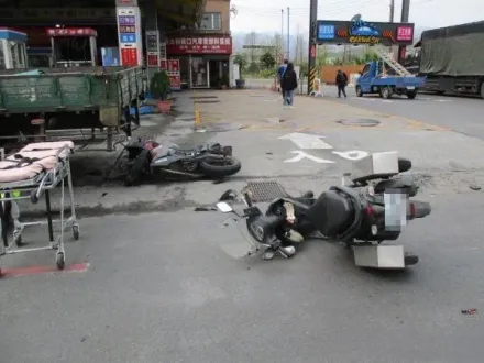 宜蘭三星死亡車禍！7旬翁騎3輪機車左轉　加油站前遭直行機車撞擊送醫不治