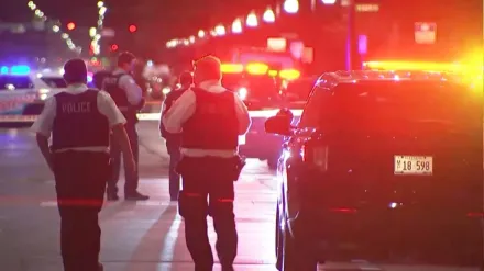 芝加哥驚傳槍擊案！8歲女童死亡、10人受傷　2槍手在逃
