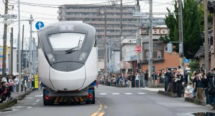 台鐵「新自強號」暢遊日本！日本人夾道圍觀　今年將完成交車