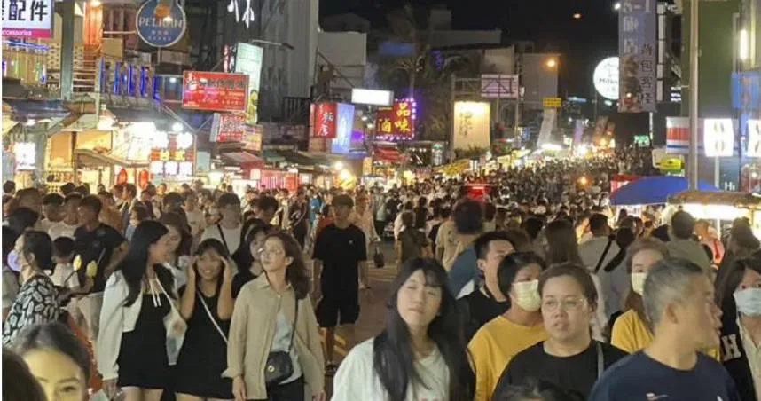 墾丁觀光市場再度傳來指標性品牌撤出的消息。(資料照/中天新聞)