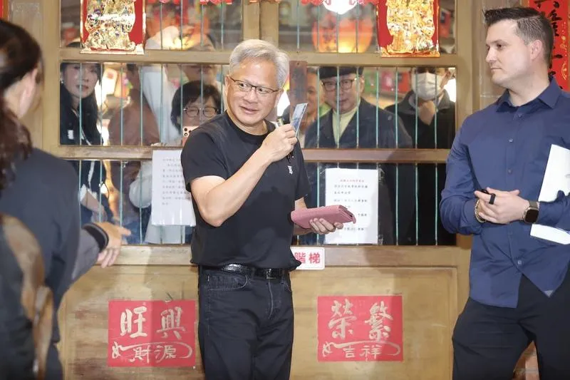 輝達投資OpenAI千億美元卡關？黃仁勳駁斥：會參與下一輪融資