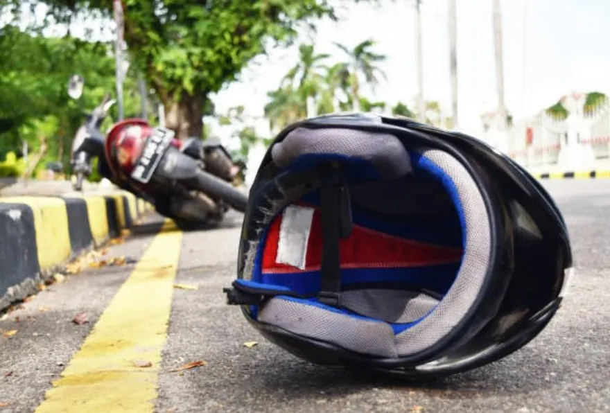 過馬路被機車撞飛　北市婦人命危送醫