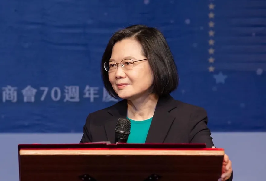 蔡英文「論文門」爆重大進展！羅智強：難以置信