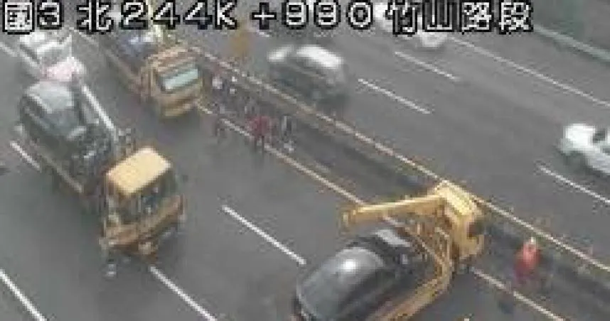 國3竹山段5車連環撞　中秋收假日「紫爆」龜速回堵7公里