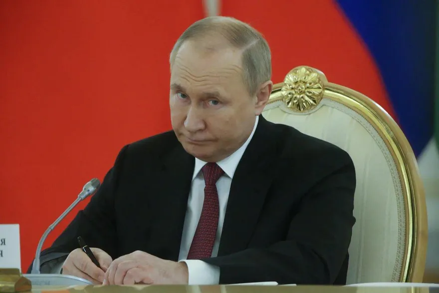 俄「軍事動員」嚇跑百姓現逃難車潮！徵召令亂發惹怒官媒高層