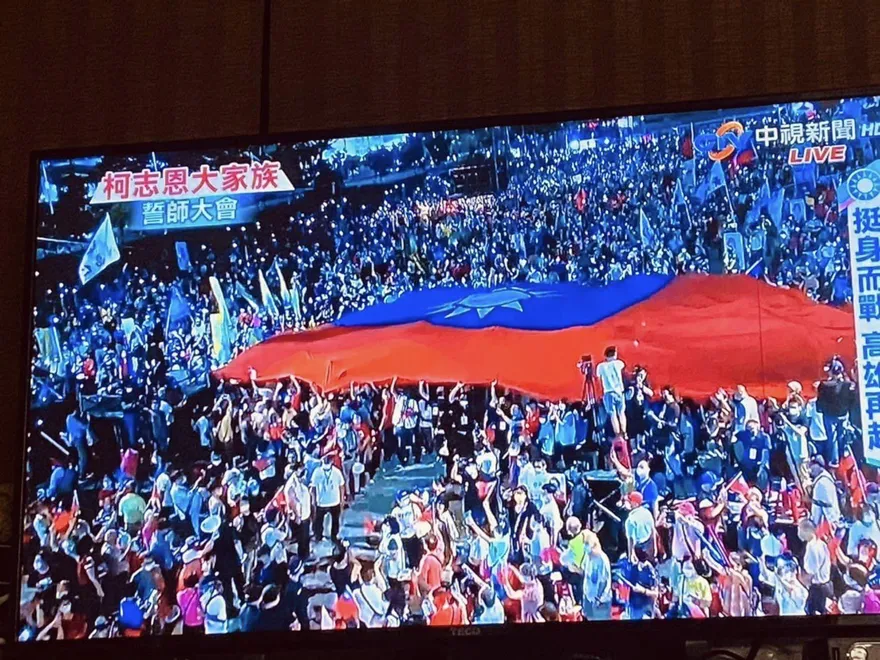 柯志恩高雄造勢俯拍圖曝光！葉匡時驚喊：他恐不能再躺著選了
