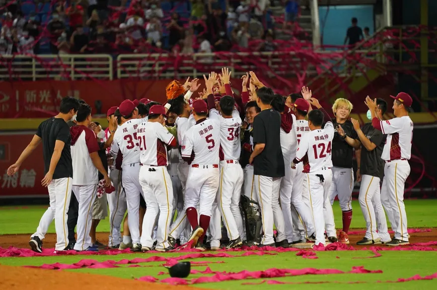 兄弟篤定奪冠了嗎？台灣大賽0勝2敗逆轉封王…歷史上竟不只1次