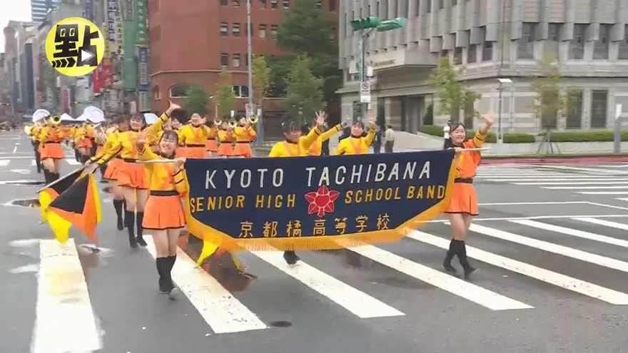 扛10kg樂器仍精湛演出！網見「橘色惡魔」嘆台灣難產高手　他點名這間學校：世界季軍
