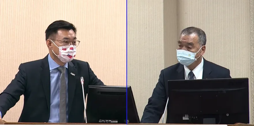 快訊/國軍防彈衣遭爆用「中國布料」！國防部長證實：確有此事