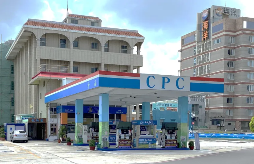 加油再等等！油價明起調降　92汽油每公升低於29元