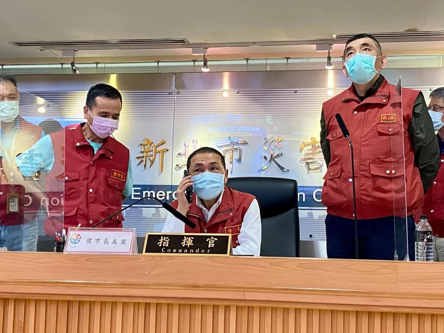 高虹安聲勢超藍綠！侯友宜也坐不住了　赴新竹合體林耕仁壓陣