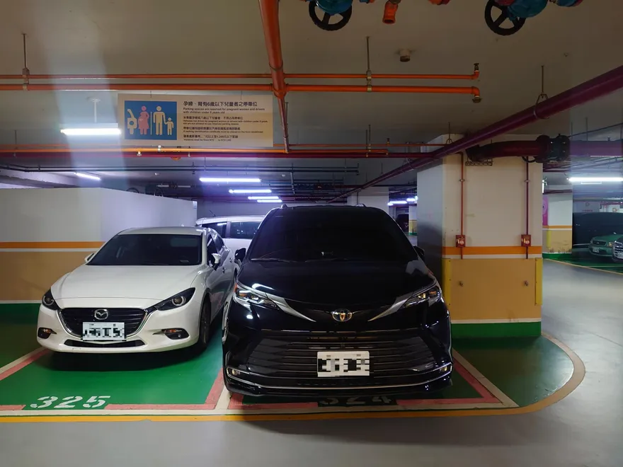 座車遭爆「違停婦幼車格」！林佳龍道歉了：錯誤示範