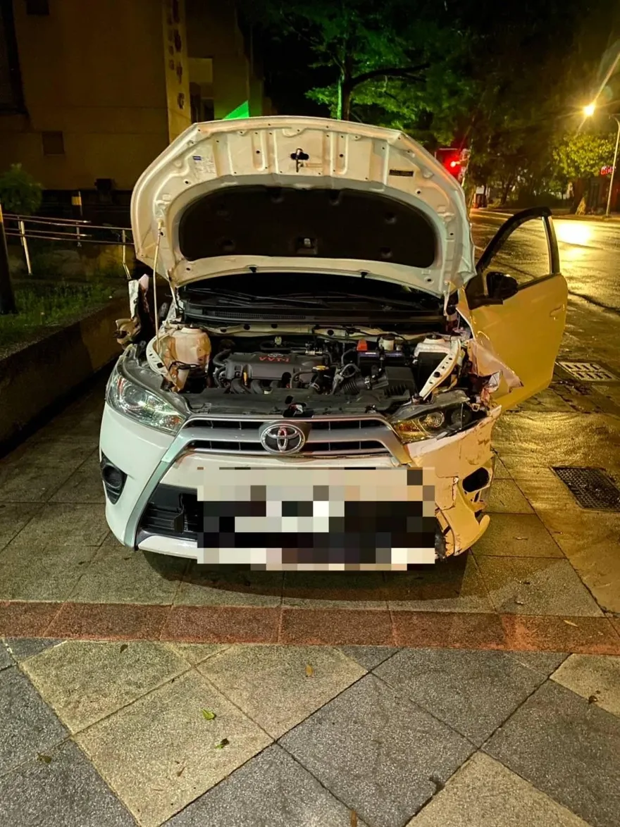 影/桃園偷車賊躲攔檢　逃竄入巷撞民宅遭逮！注定賊星該敗