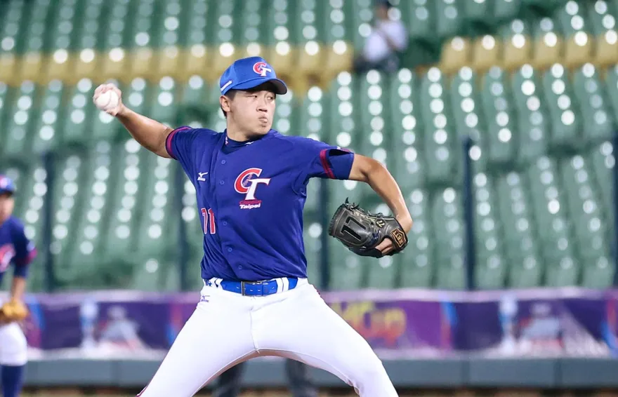 影/150公里火球男抗韓　莊昕諺大器晚成　要讓阿公引以為榮