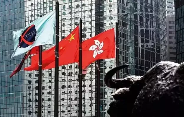 港股沒明顯因素「暴跌千點」！港媒：不排除中美博弈外資做空