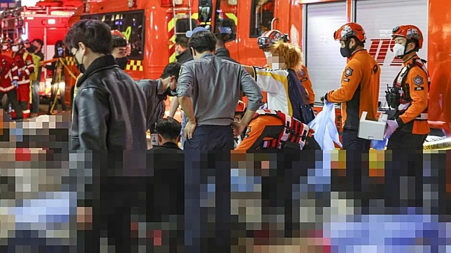 梨泰院10萬人踩踏/韓官方證實120人死100傷...目擊者還原現場崩潰：有人身體破碎