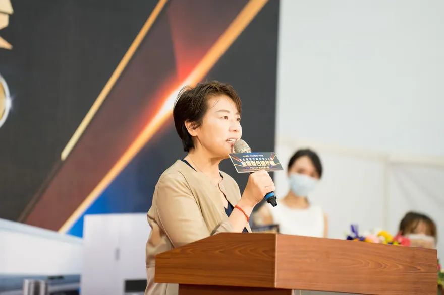 藍綠回流民調變第3？黃珊珊一句話回應