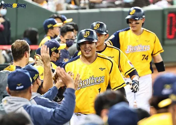 快訊/陳子豪逆轉3分砲！中信兄弟台灣大賽2連勝