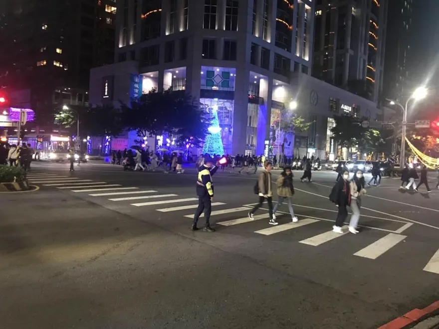 新北歡樂耶誕城11/11開城！警呼籲：多利用大眾運輸工具