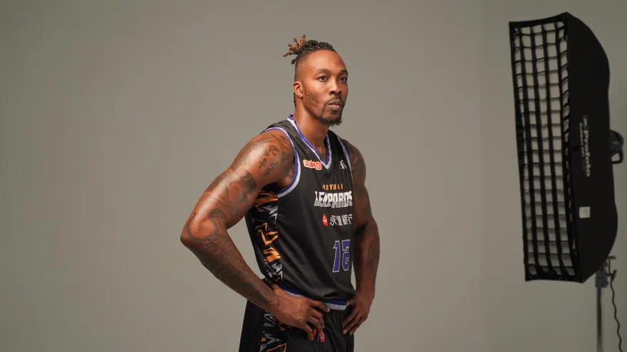 【影】魔獸來台第3天　大秀驚人才藝　「被籃球耽誤的鋼琴家」