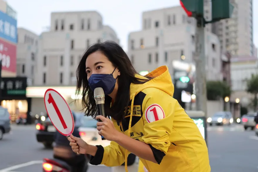 「私密影像」遭外流！　時力美女議員候選人報案：不會被擊倒