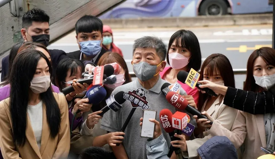 「陳時中勝選兩步沒踩好！」　他評「愚蠢值高」讓蔻貓狂蹭　掀起反效果搞垮綠營