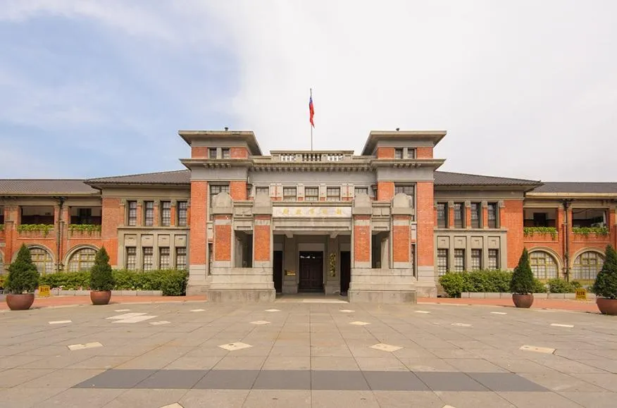 柯文哲認「違法買農地當遊覽車停車場」！新竹市說話了