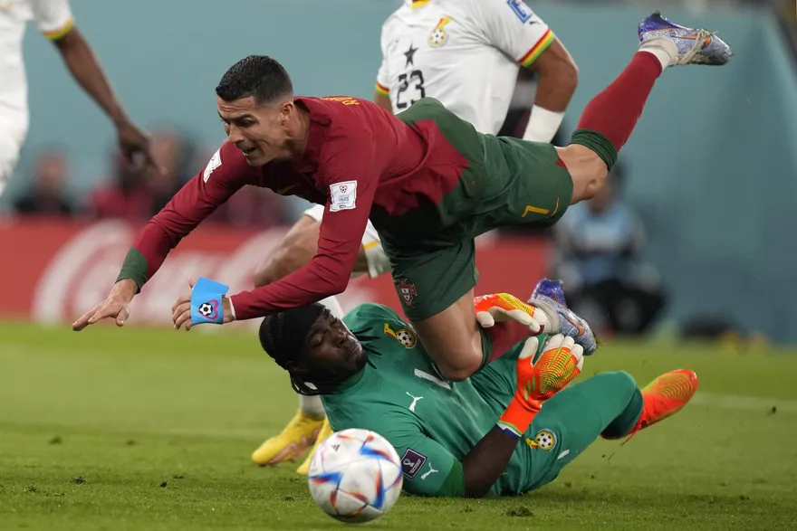 世足賽/1瓶香檳要價10萬！葡萄牙賽後慶功餐廳超高級　C羅霸氣全埋單